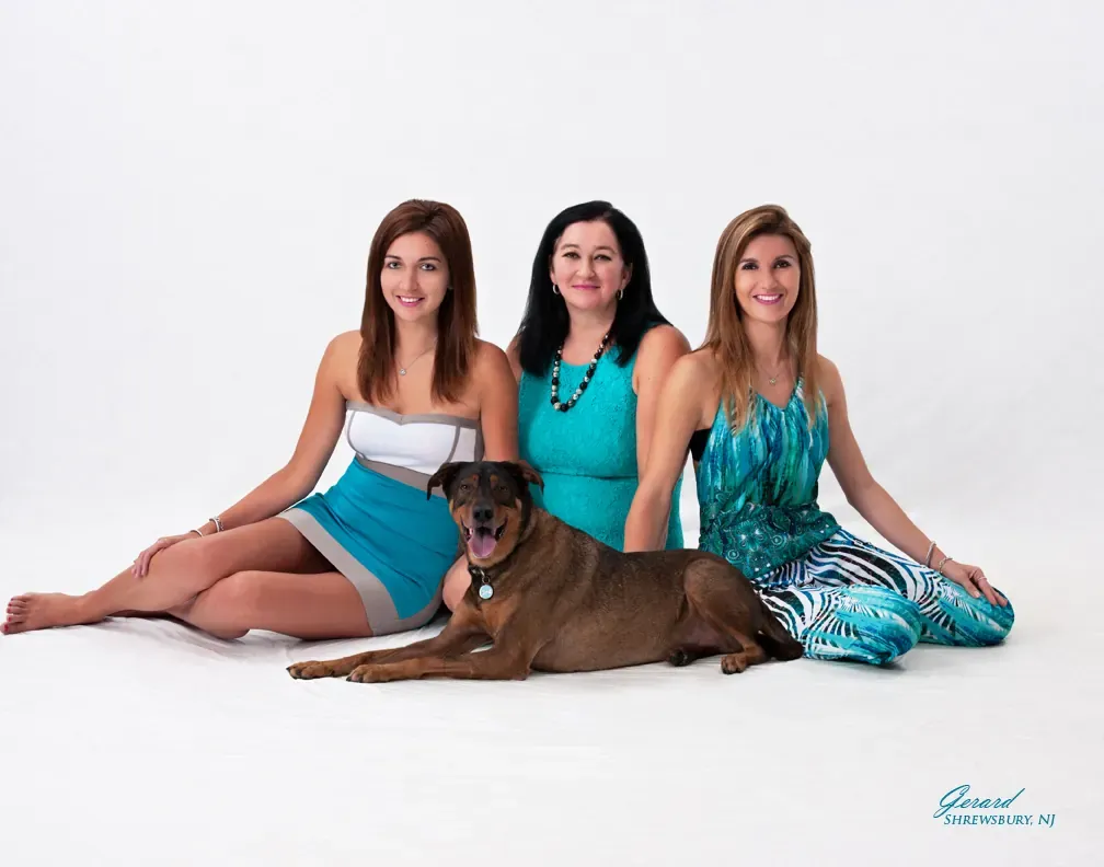 Here is Justyna Kuczah, her sister and mother (who also work with her) and Taffy, the faithful pup mascot of Waggin’ Wheels Express!